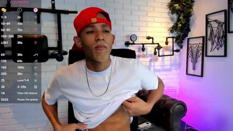 bento_fox online show from September 24, 4:08 am