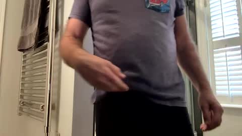 benz10001 online show from February 20, 12:47 pm