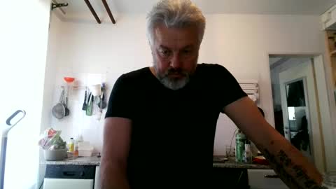 Martin online show from November 24, 11:42 am