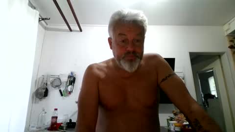 Martin online show from April 19, 5:19 am