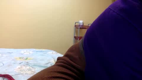 Snapshot of bermudatriangle12 chatting on October 15, 4:41 pm tixxie  online show from October 15, 4:41 pm