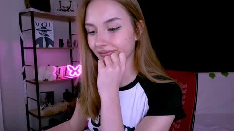 bernardaboons online show from February 6, 3:20 pm