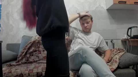 Robi and Sam ... online show from October 6, 5:03 am