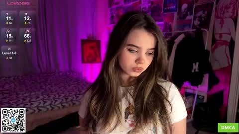 Emily  Stream every day  online show from October 18, 5:28 pm