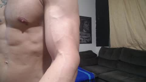 bestmuscle online show from April 3, 7:43 pm