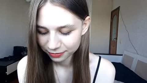 Leila online show from June 16, 9:35 am