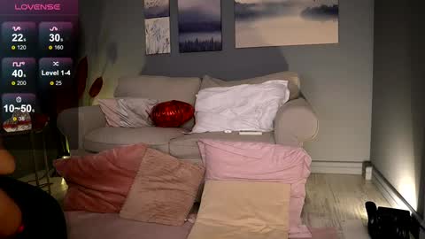 Betty online show from February 19, 4:23 am