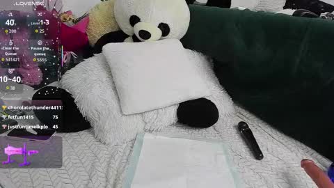 BettyKristal online show from December 3, 7:09 am