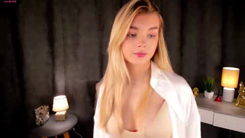 Maddie online show from February 20, 3:30 pm