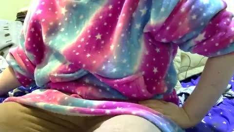 Snapshot of bety25 chatting on March 1, 10:45 am bety25 online show from March 1, 10:45 am