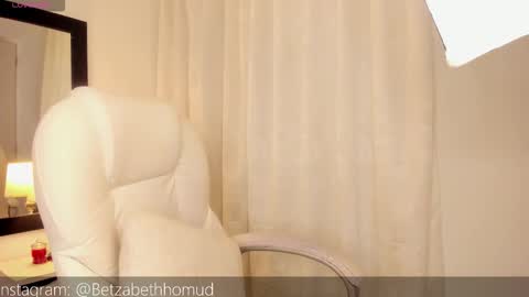 Snapshot of betzabeth_homudr chatting on October 23, 4:58 am betzabeth_homudr online show from October 23, 4:58 am
