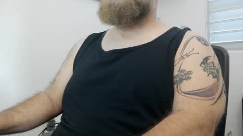 Snapshot of beyakoso72 chatting on December 1, 7:49 pm Beyakoso online show from December 1, 7:49 pm