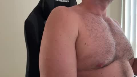 bfree121 online show from January 9, 6:27 am