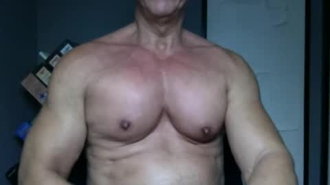 BGDKMUSCLEGUY - SELECTED BY CHATURBATE AS A TOP BROADCASTER FOR 2023 online show from December 17, 5:25 am