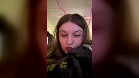 bhaddie_mads032 online show from July 26, 6:38 pm