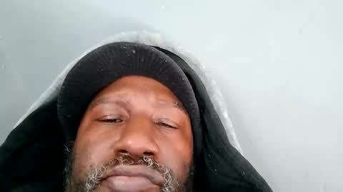 bi582945 online show from December 3, 5:13 pm