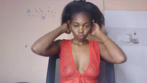 biancabella4 online show from November 18, 1:25 pm