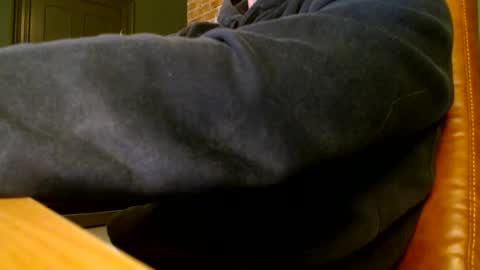 Snapshot of bifitboy chatting on December 30, 4:18 pm Ryan online show from December 30, 4:18 pm