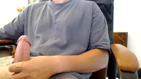 Snapshot of bifitboy chatting on September 25, 1:40 pm Ryan online show from September 25, 1:40 pm