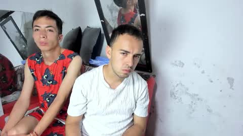 john and cris online show from November 6, 9:34 am