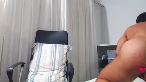 Snapshot of big_joseph chatting on December 5, 11:01 pm big_joseph online show from December 5, 11:01 pm