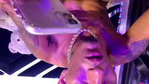 Stiven Leon online show from January 3, 3:05 am