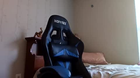 bigassdanigirl online show from December 8, 6:39 pm