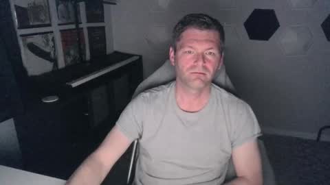 bigbaddbulll online show from March 1, 1:29 pm