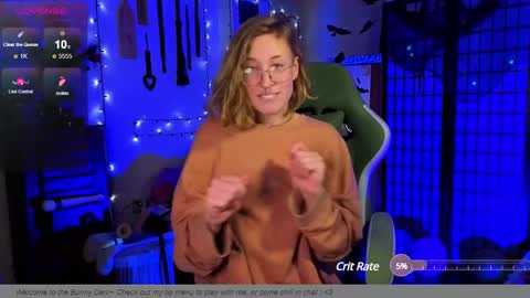 Snapshot of bigbearandbunny chatting on December 28, 1:29 am bigbearandbunny online show from December 28, 1:29 am