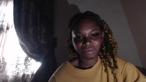 Lucy online show from November 17, 12:08 pm