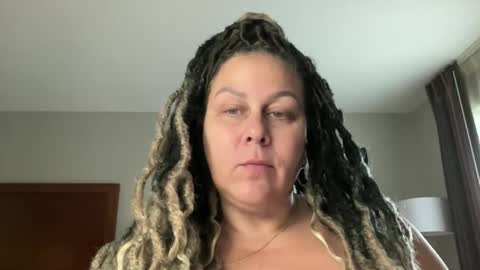 BIG BREAST SABRINA online show from May 10, 9:43 pm