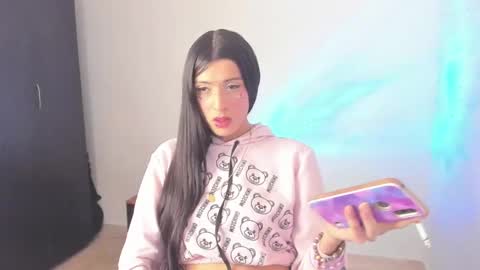 bigcock_luci online show from December 22, 5:01 am