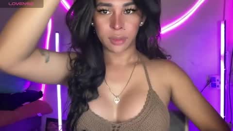 queen amanda online show from June 22, 5:37 am