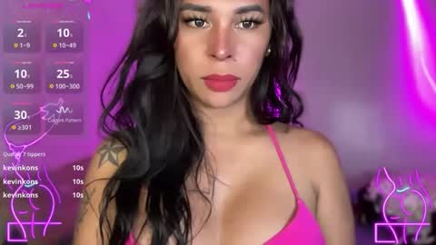 queen amanda online show from December 5, 7:18 am