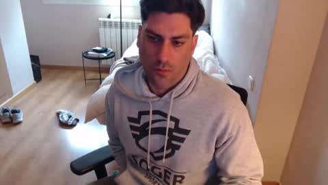 bigcok35spain online show from February 5, 9:02 am