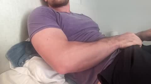 bigcollegecock69690 online show from November 6, 7:28 pm