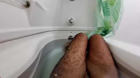 Snapshot of bigcumcanada chatting on October 30, 7:36 pm bg online show from October 30, 7:36 pm