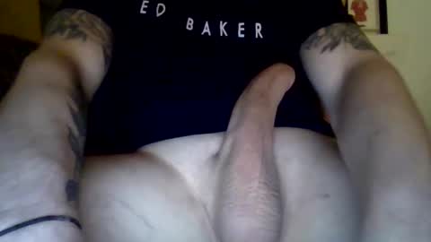 Snapshot of bigdickwillywonka11 chatting on January 28, 8:26 pm bigdickwillywonka11 online show from January 28, 8:26 pm