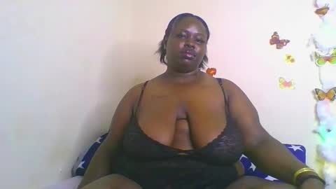 Bigg Cate online show from November 16, 10:45 pm