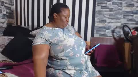 bighotmature online show from April 8, 10:29 am