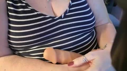 Big Mari online show from May 1, 2:38 am
