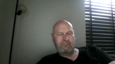 bigmike3339 online show from February 4, 8:18 am