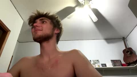 bigskinnyboyshh online show from March 16, 11:42 pm