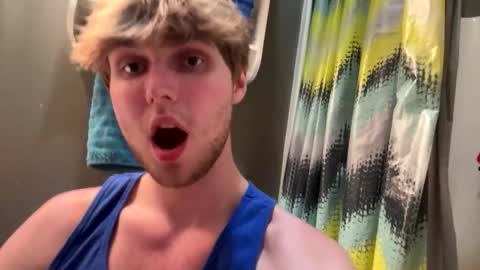 bigskinnyboyshh online show from May 29, 3:15 am