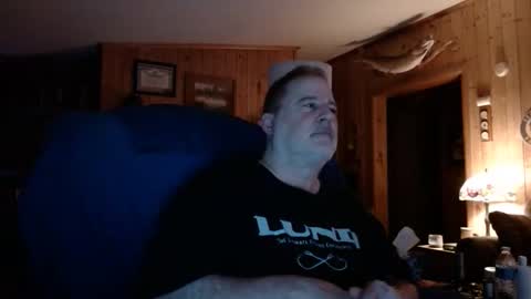 Snapshot of bigthicksatisfying2 chatting on October 23, 3:19 am bigthicksatisfying2 online show from October 23, 3:19 am