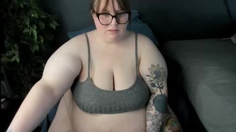 bigtittybbw online show from February 24, 6:11 pm