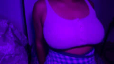 bigwilly624969 online show from June 16, 5:22 am