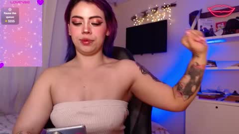 biigbooty_ online show from January 13, 3:56 am