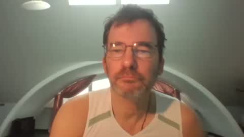 bikertom1988 online show from January 5, 1:04 pm