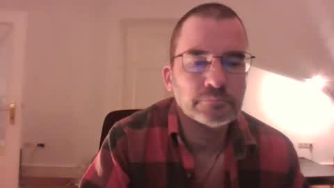 bikertom1988 online show from February 23, 1:13 am